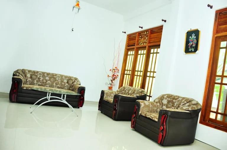 Randu Homestay And Restaurant Tangalle Esterno foto