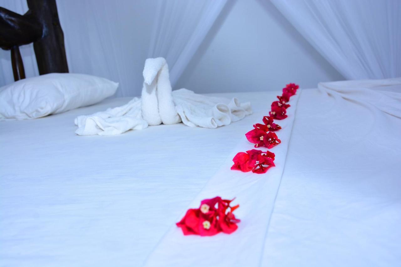 Randu Homestay And Restaurant Tangalle Esterno foto