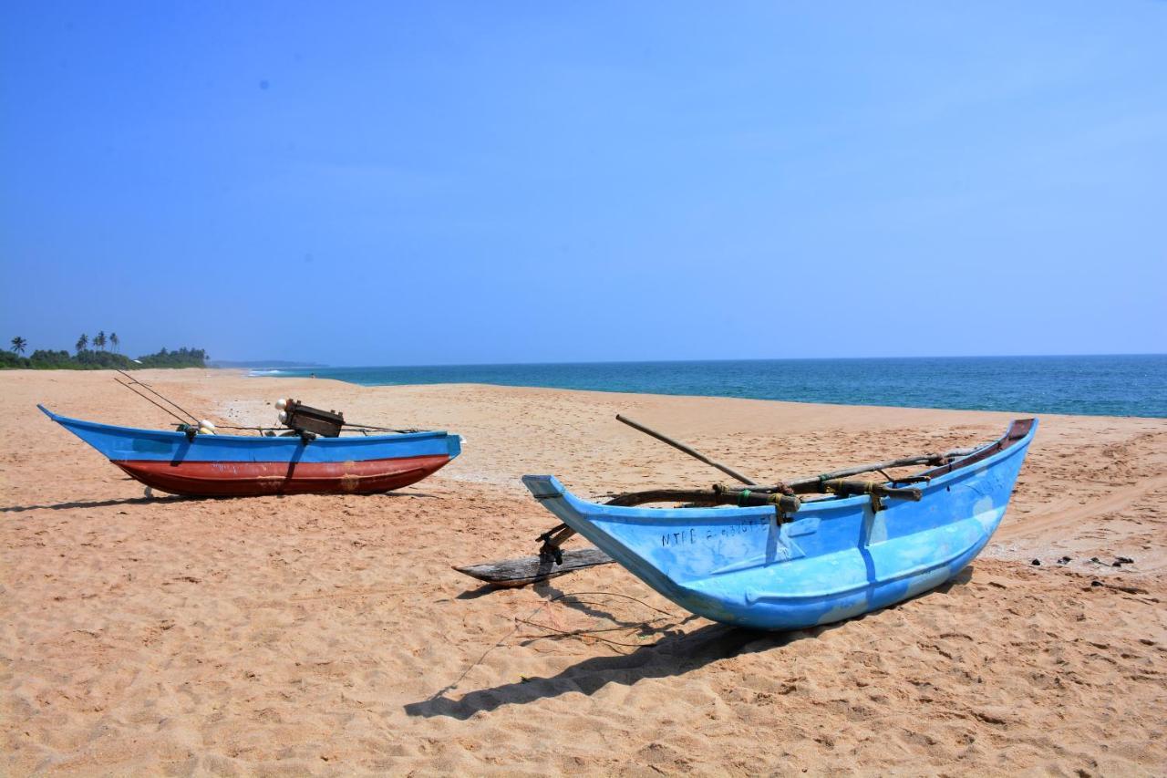 Randu Homestay And Restaurant Tangalle Esterno foto